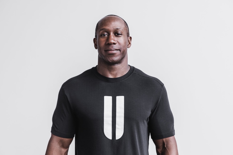 NOBULL Men's Horns Tee Black White